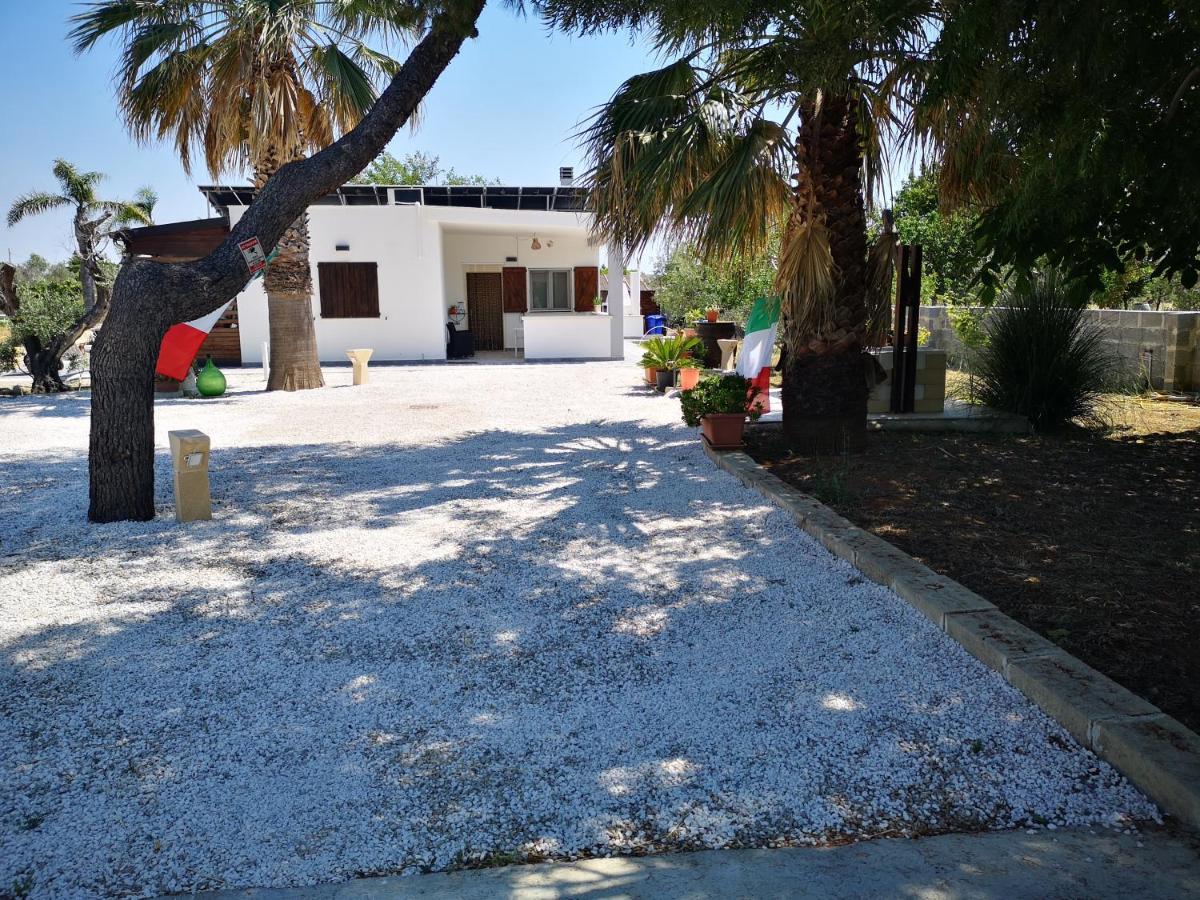 B&B Angolo Magico Parabita Buitenkant foto