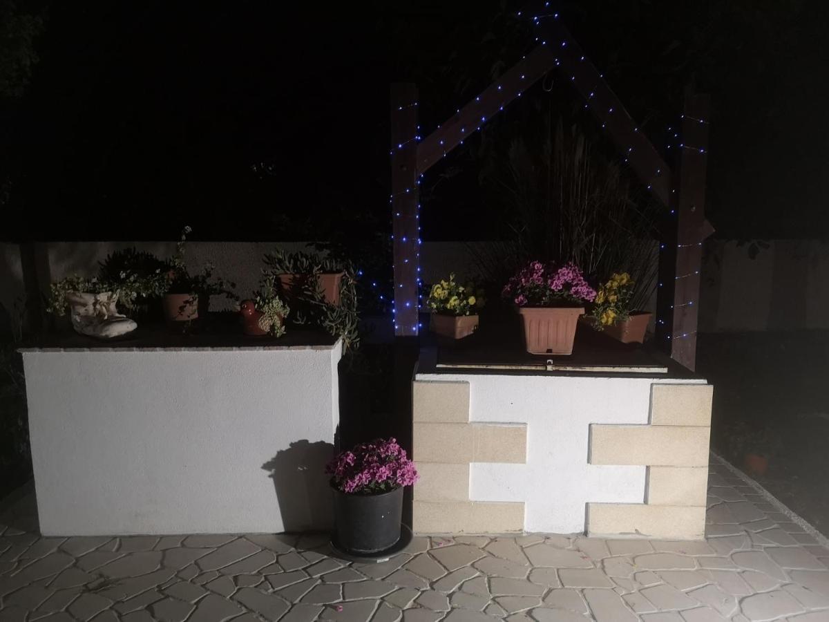 B&B Angolo Magico Parabita Buitenkant foto