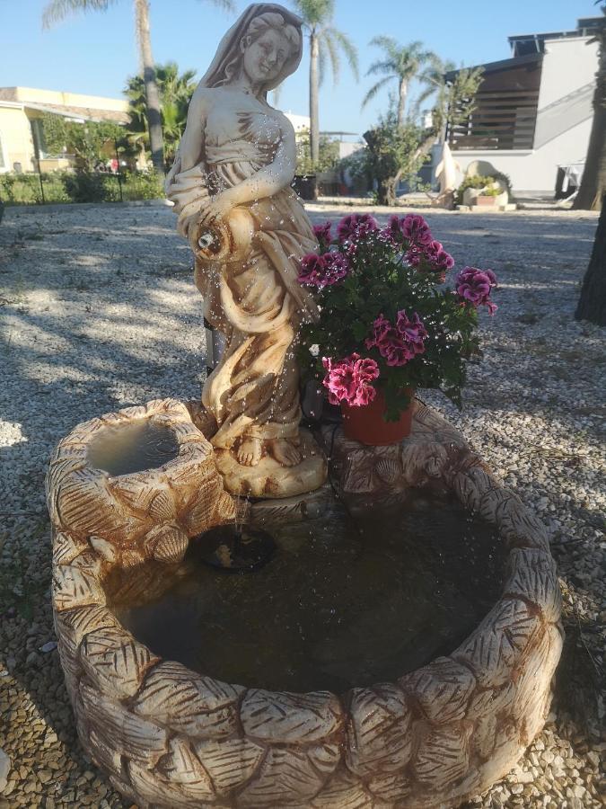 B&B Angolo Magico Parabita Buitenkant foto