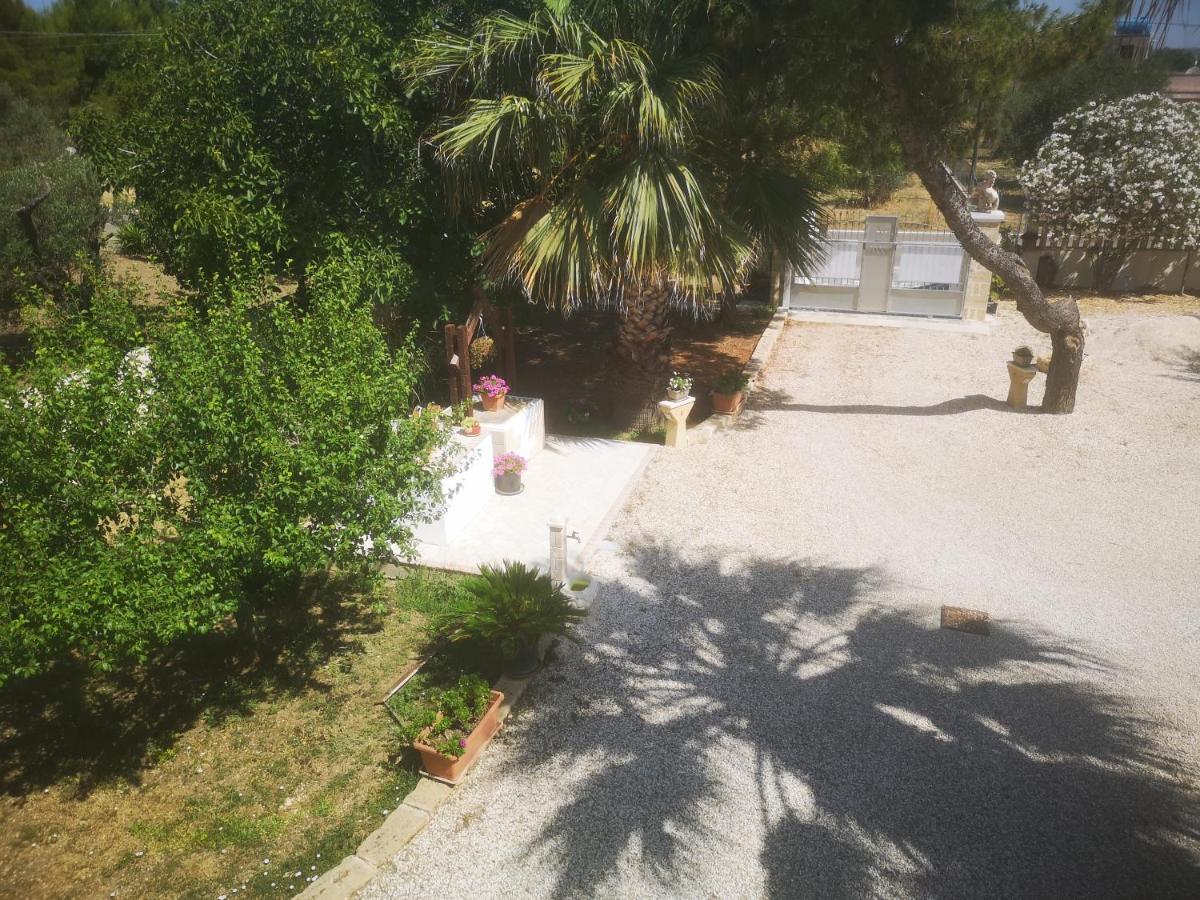 B&B Angolo Magico Parabita Buitenkant foto