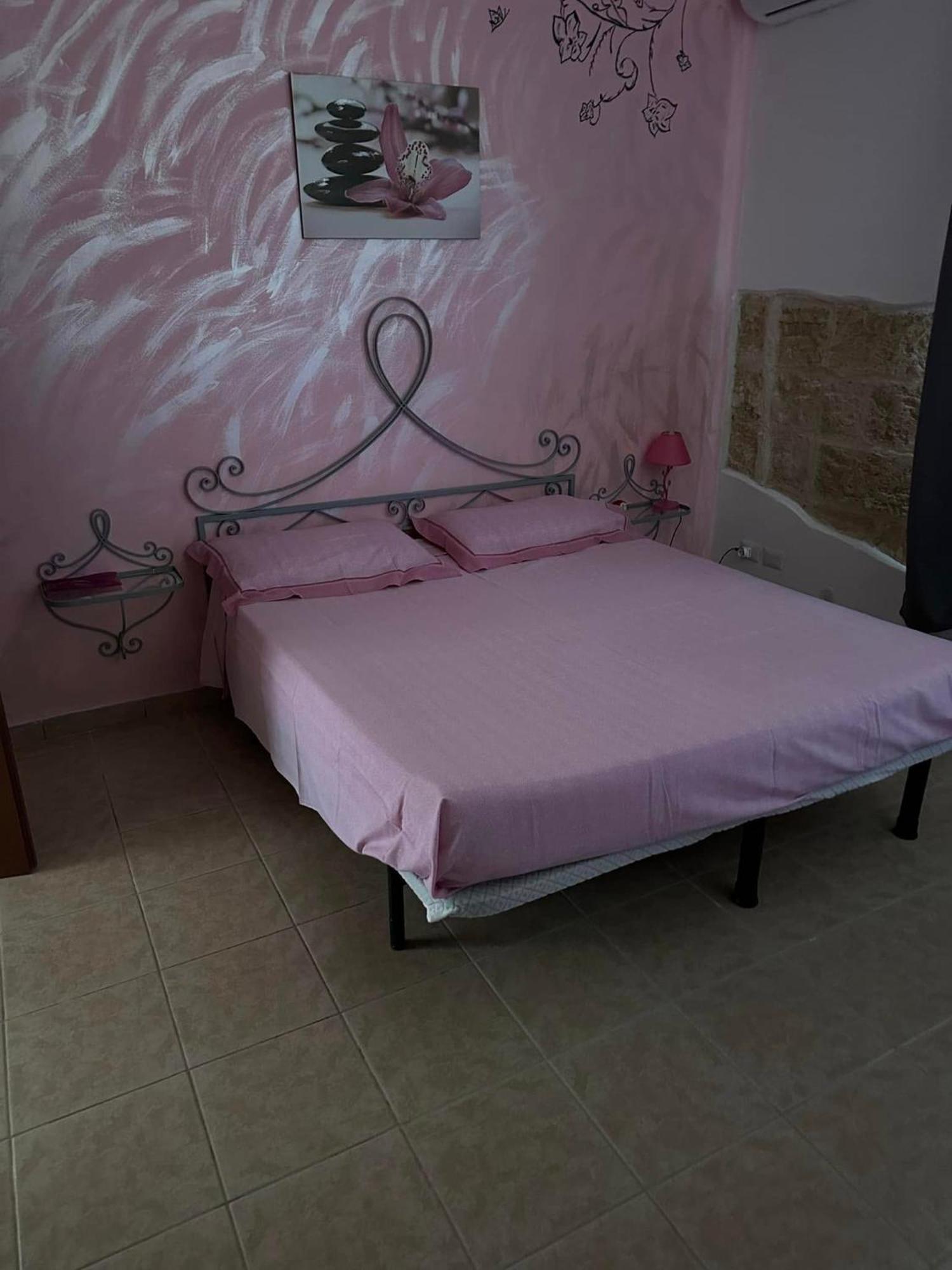 B&B Angolo Magico Parabita Buitenkant foto