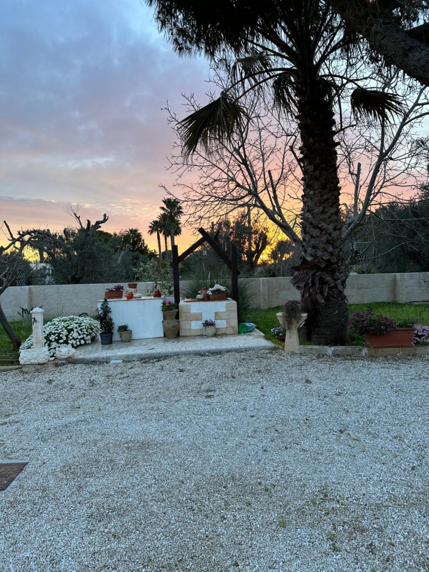 B&B Angolo Magico Parabita Buitenkant foto